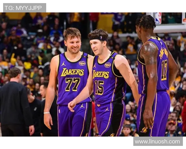 2015年灰熊与湖人激战回顾：经典对决与球星表现的深度分析