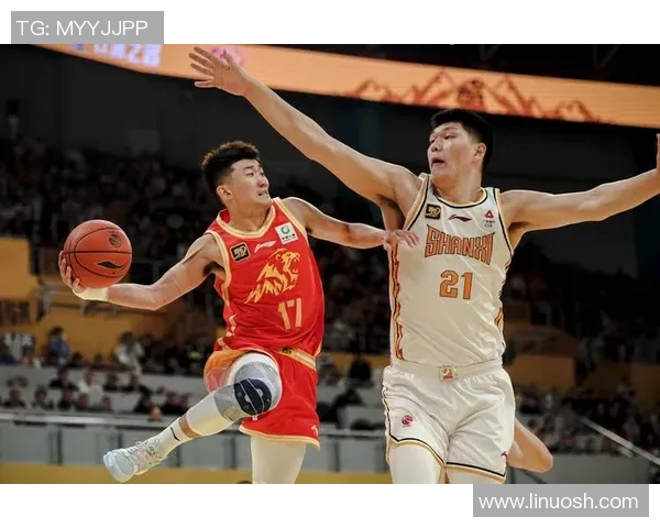 2018年CBA黄金对阵上海精彩比赛录像回顾与分析